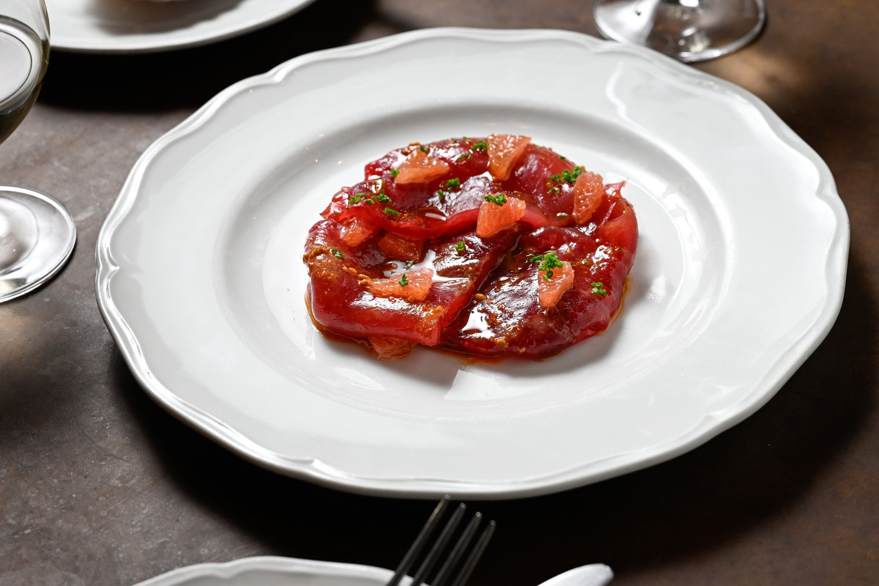 TUNA, RUBY GRAPEFRUIT, FENNEL, CAPER